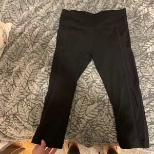 Fabletics cropped leggings